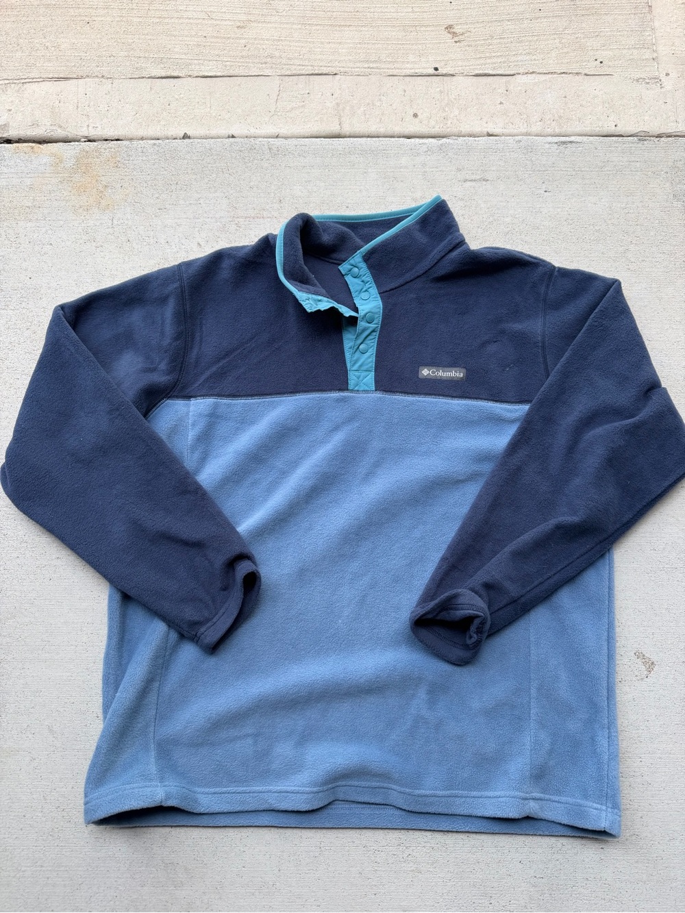 Columbia Men's Two-Tone Navy and Light Blue Zip Fleece